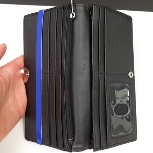 Apt. 9 Bags - NWT Purple Genuine leather clutch wallet RFID Apt. 9 Bags - NWT Purple Genuine leather clutch wallet RFID